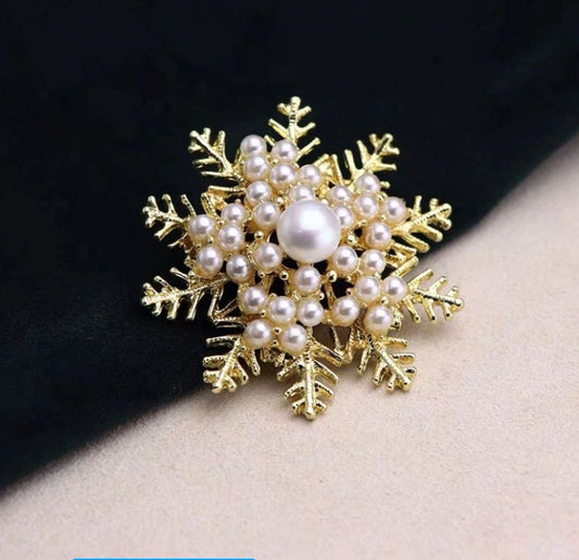 2pc New Exquisite And Elegant Pearl Snowflake Brooch
