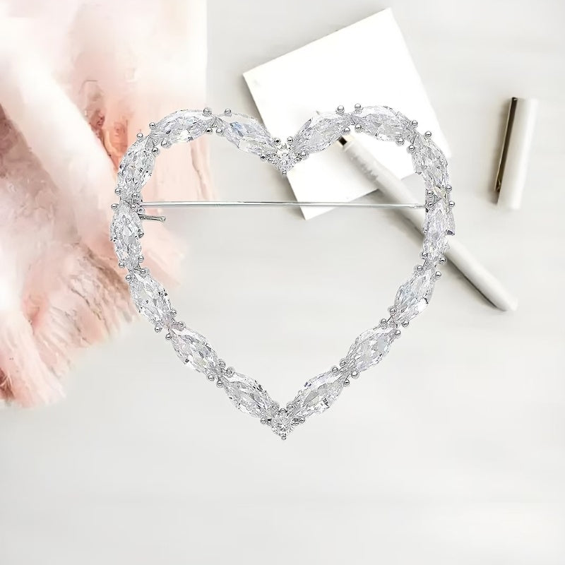 Korean Version Of Heart-shaped Brooch