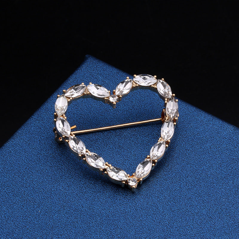 Korean Version Of Heart-shaped Brooch