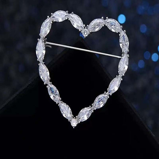 Korean Version Of Heart-shaped Brooch